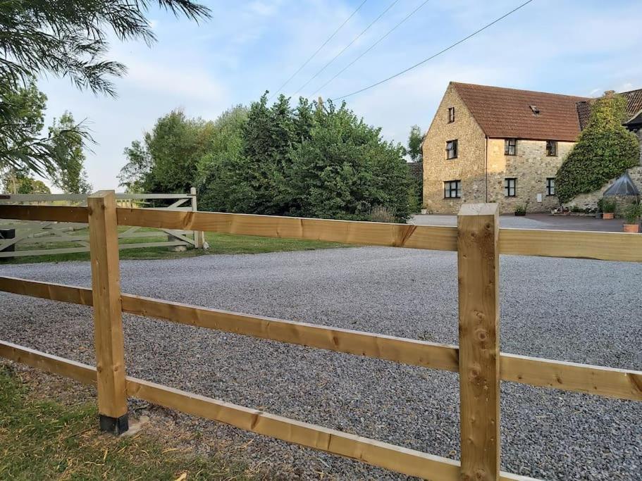Relaxing Retreat On The Edge Of The Cotswolds Villa Kingswood  Exterior photo